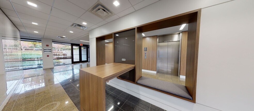 More Photos Of 5200 Maryland Way, Brentwood Office Residential For Lease