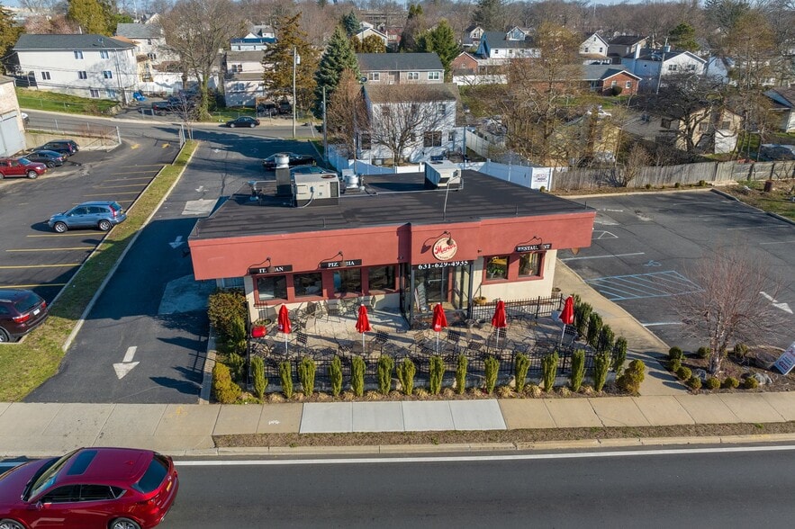More Photos Of 76 E Pulaski Rd, Huntington Station Fast Food For Sale