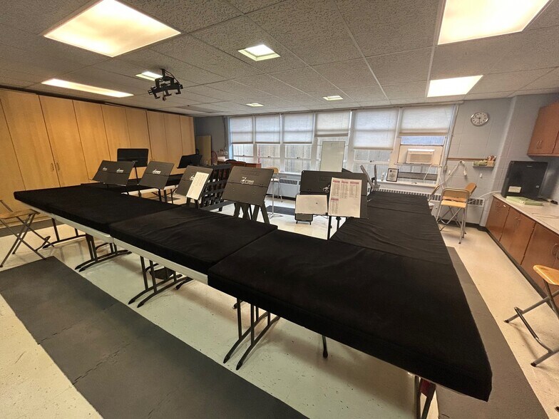 More Photos Of 21 Cromwell Rd, Cincinnati Religious Facility For Sale