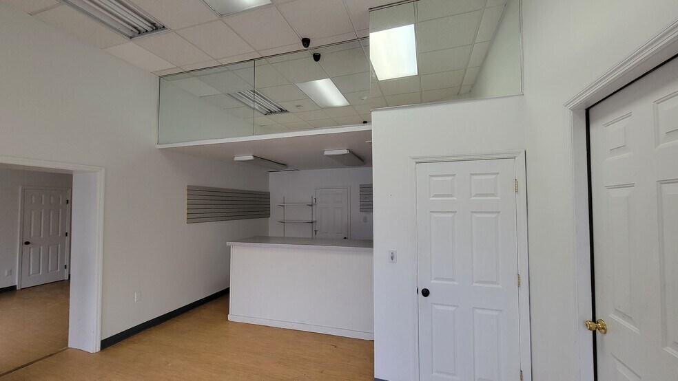 More Photos Of 227 Main St, Newton Storefront Retail Office For Sale