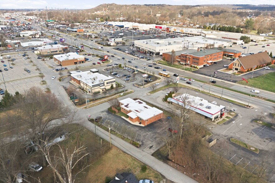 More Photos Of 4430 Crawford Ave, Louisville Medical For Sale