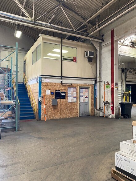 More Photos Of 526 Milburn Ave, Dayton Warehouse For Sale