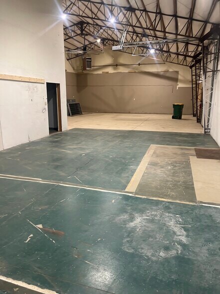 More Photos Of 6256 34th Ave NW, Rochester Warehouse For Sale