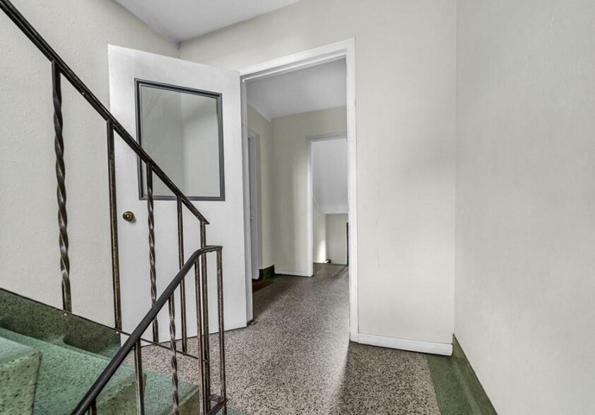 More Photos Of 311 E 28th St, Hamilton Apartments For Sale