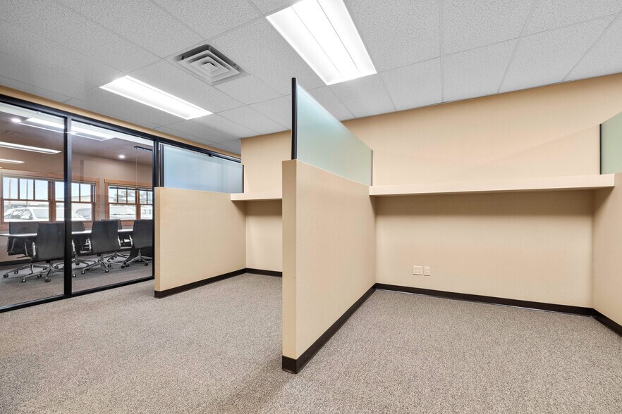 More Photos Of 102 Cooperative Way, Kalispell Office For Sale