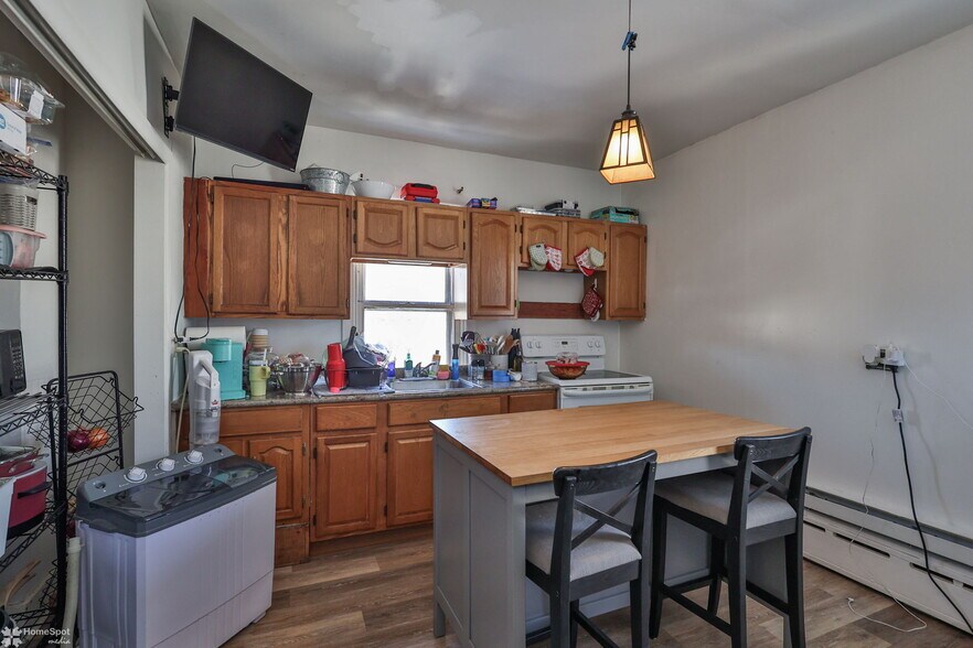 More Photos Of 115 E Ruddle St, Coaldale Multifamily For Sale