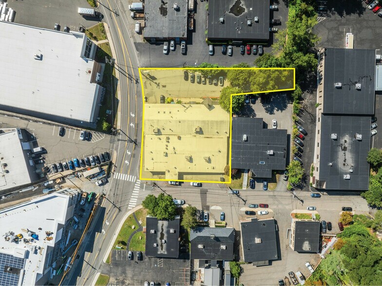 More Photos Of 180 Bear Hill Rd, Waltham Research And Development For Sale