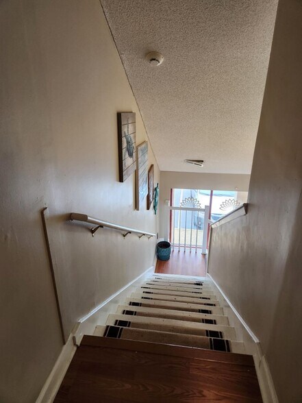 More Photos Of 1642 Pleasure House Rd, Virginia Beach Storefront For Lease