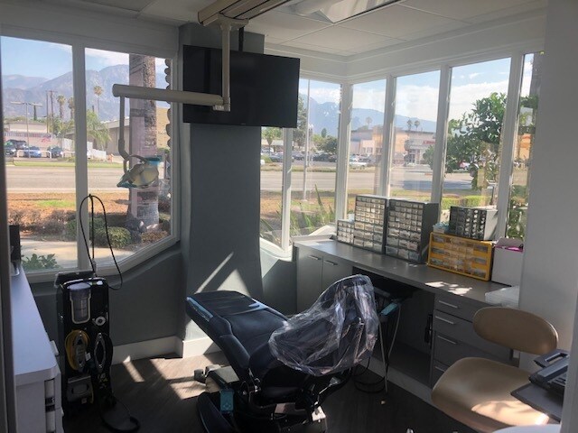 More Photos Of 1060 W Foothill Blvd, Upland Medical For Sale