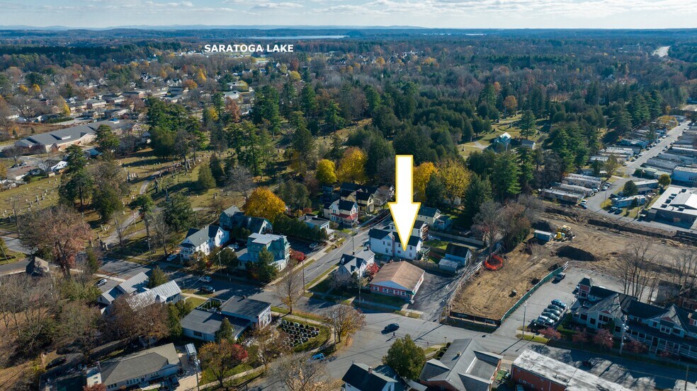 More Photos Of 48 Lincoln Ave, Saratoga Springs Freestanding For Sale