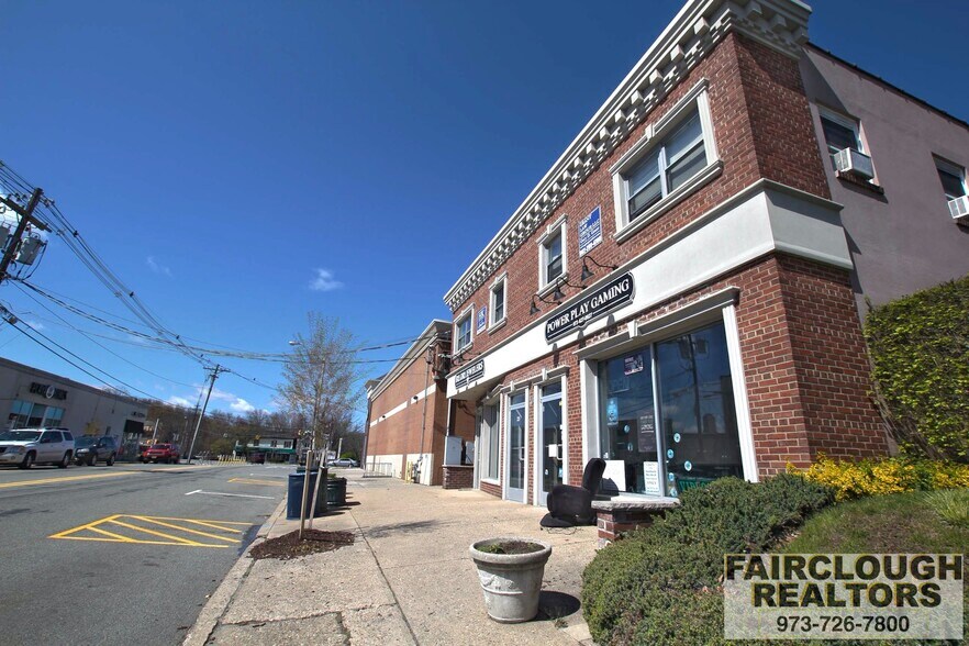 More Photos Of 23 Diamond Spring Rd, Denville Storefront Retail Office For Lease