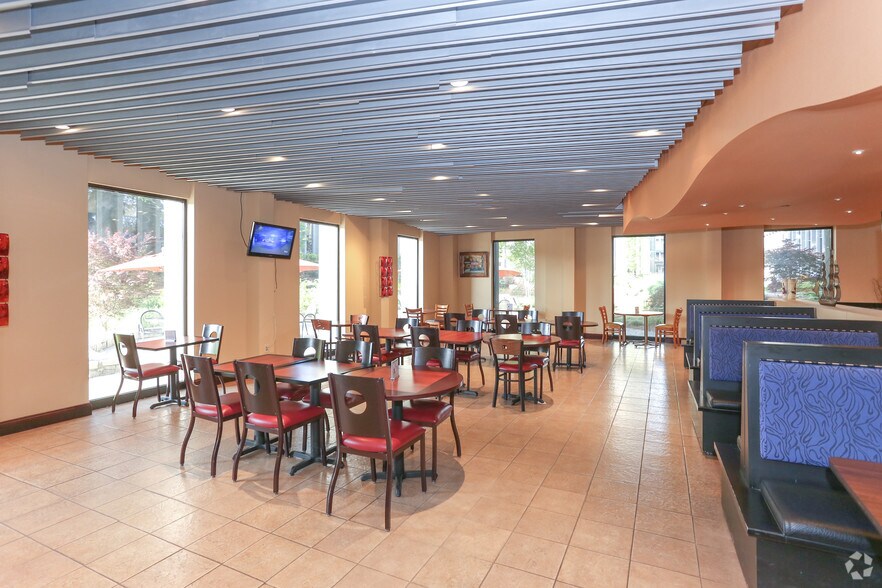 More Photos Of 5775 Glenridge Dr NE, Atlanta Unknown For Lease