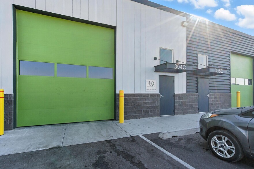 More Photos Of 5170-5176 W Liberator Dr, Kearns Warehouse For Lease
