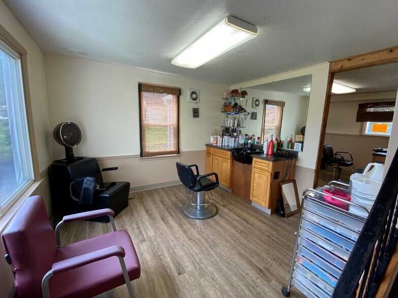 More Photos Of 2404 Union Rd, Cheektowaga General Retail For Sale