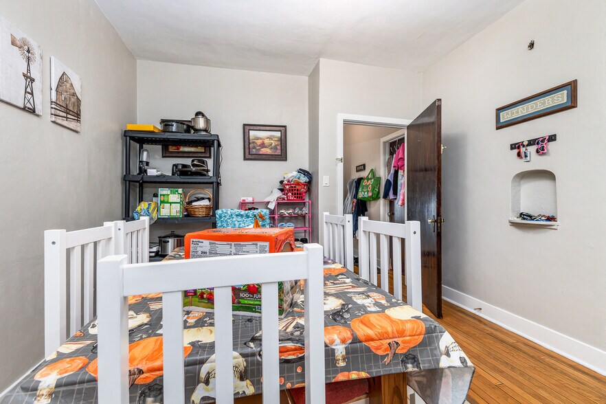 More Photos Of 2535 Central Ave, Dubuque Apartments For Sale