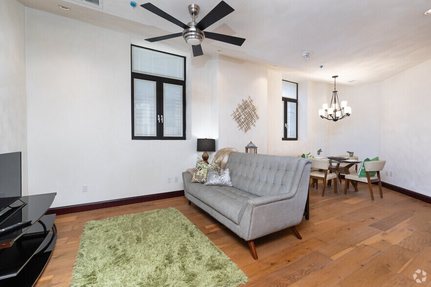 More Photos Of 3681 Lindell Blvd, Saint Louis Multifamily For Sale