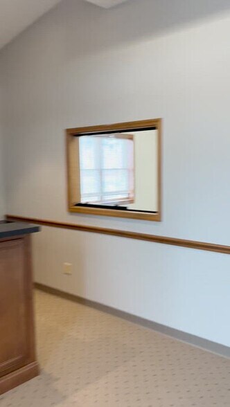 Primary Photo Of 958 Mezzanine Dr, Lafayette Medical For Lease