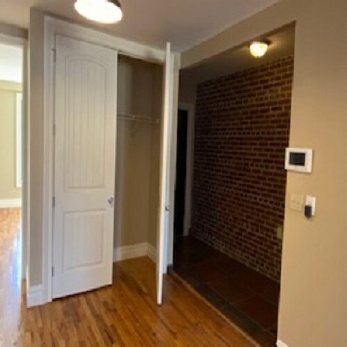 More Photos Of 520-528 Bay St, Staten Island Apartments For Lease
