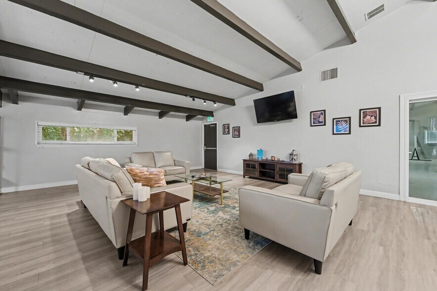 More Photos Of 1574 - 1576 Heather Dr, Yuba City Apartments For Sale