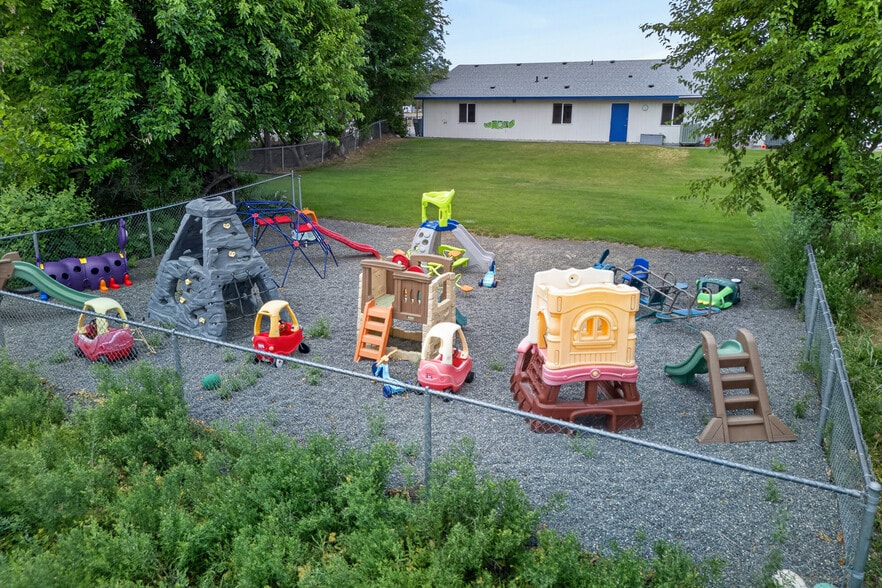 More Photos Of 1706 Bronco Ln, Richland Daycare Center For Sale
