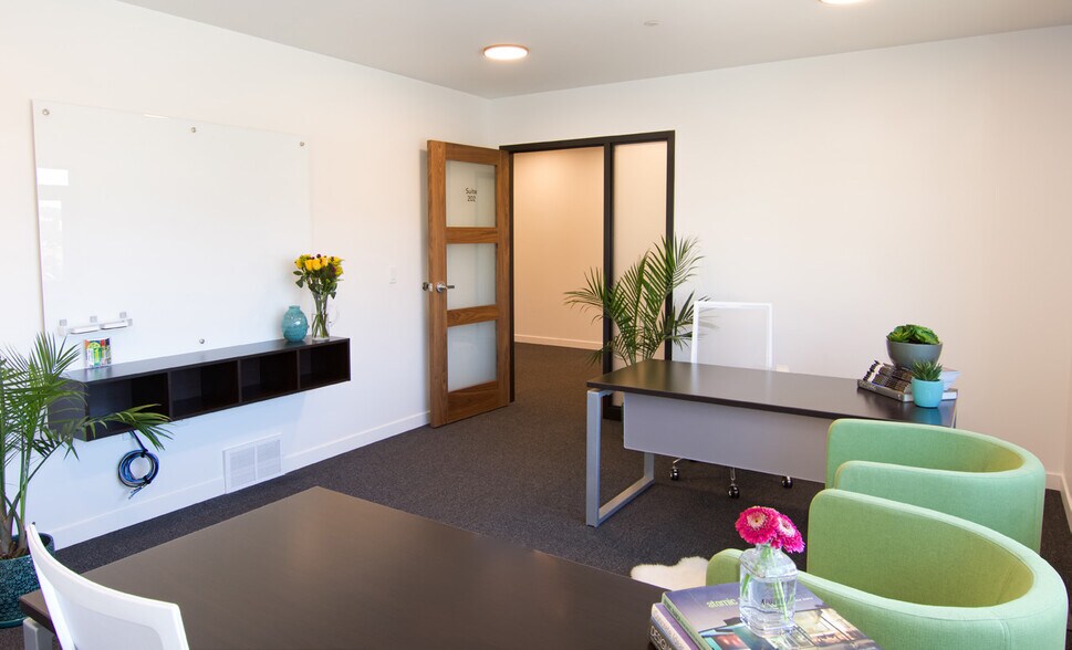 More Photos Of 4376 N Forestdale Dr, Park City Office For Lease