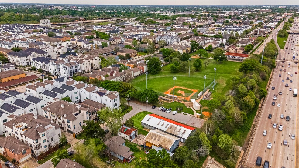 More Photos Of 5703 Cornish St, Houston Land For Sale
