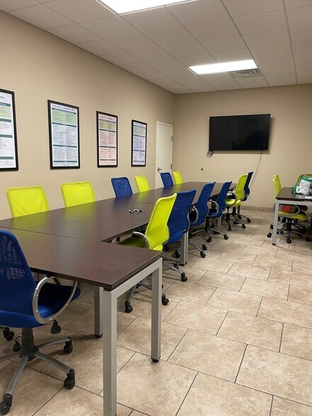 More Photos Of 1630 Highway 531, Minden Office For Lease