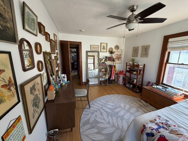 More Photos Of 11 N Allen St, Madison General Retail For Sale
