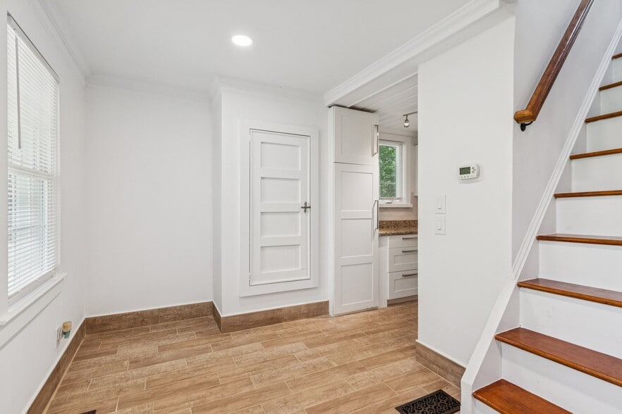 More Photos Of 375 Deerfield Dr, Dahlonega Multifamily For Sale