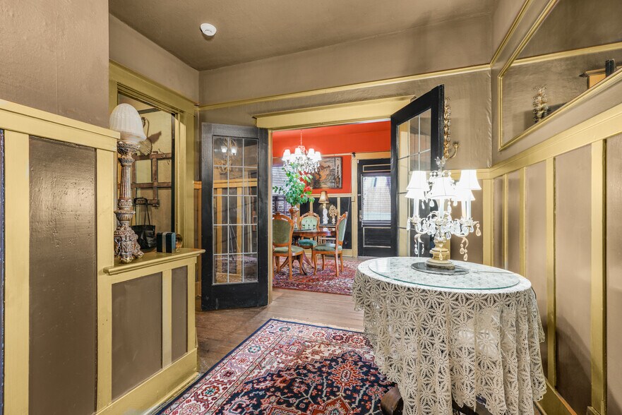 More Photos Of 3123 Ne Broadway St, Portland Storefront Retail Residential For Sale