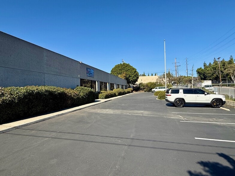 More Photos Of 722 33rd St, San Diego Manufacturing For Lease