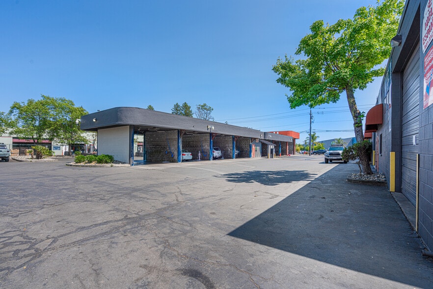 More Photos Of 1841 Piner Rd, Santa Rosa Flex For Lease