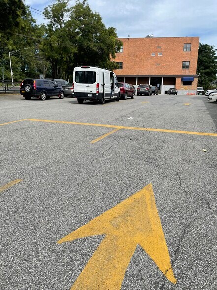 More Photos Of 949-955 Yonkers Ave, Yonkers Medical For Lease