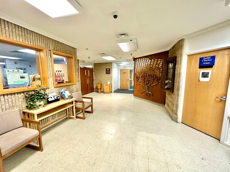 More Photos Of 9915 Apple Ridge Rd, Gaithersburg Religious Facility For Sale