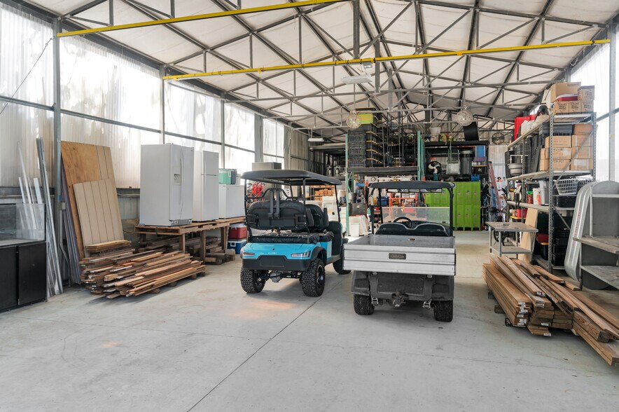 More Photos Of 6901 Hendry Creek Dr, Fort Myers Specialty For Sale