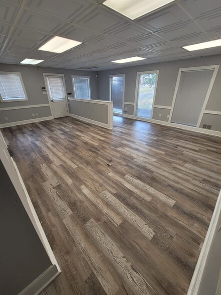 More Photos Of 6463 Church St, Riverdale Office For Sale