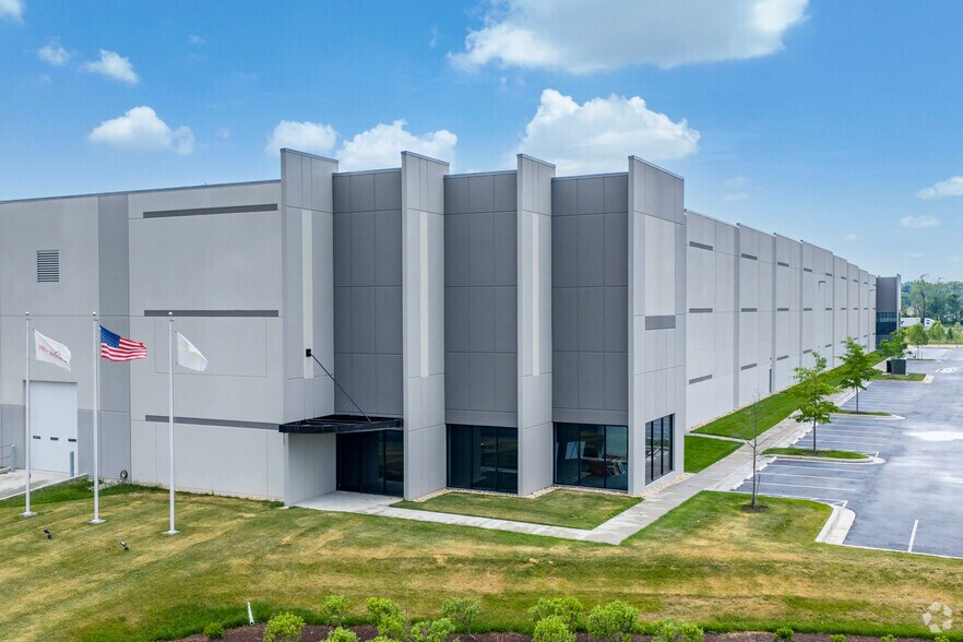 Primary Photo Of 5177 Williamsport Pike, Martinsburg Warehouse For Lease