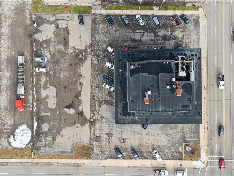 More Photos Of 1100 W Saginaw St, Lansing Medical For Sale