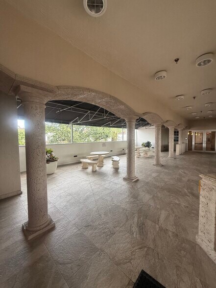 More Photos Of 1675 Market St, Weston Unknown For Lease