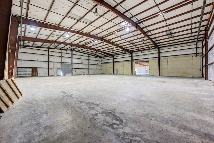 9110 Meadow Vista Blvd, Houston, TX 77064 Industrial For Lease