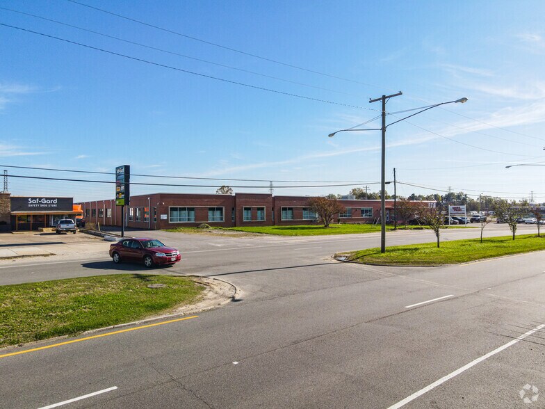 More Photos Of 1500 Commerce Rd, Richmond Manufacturing For Lease