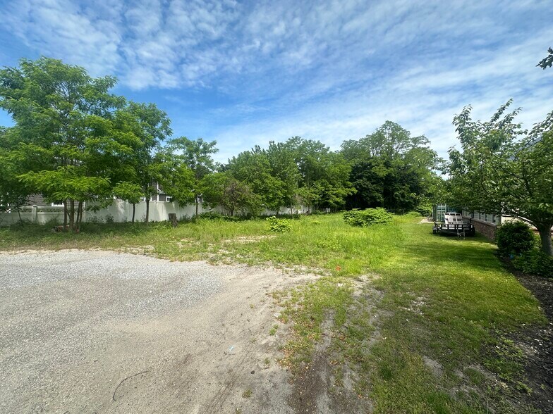 More Photos Of 553 N Country Rd, Saint James Land For Sale