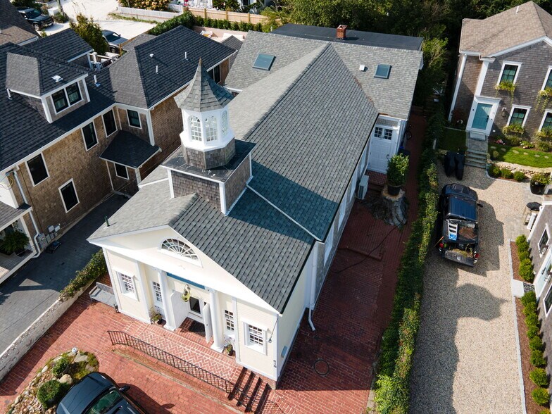 More Photos Of 418 Commercial St, Provincetown Storefront Retail Residential For Sale