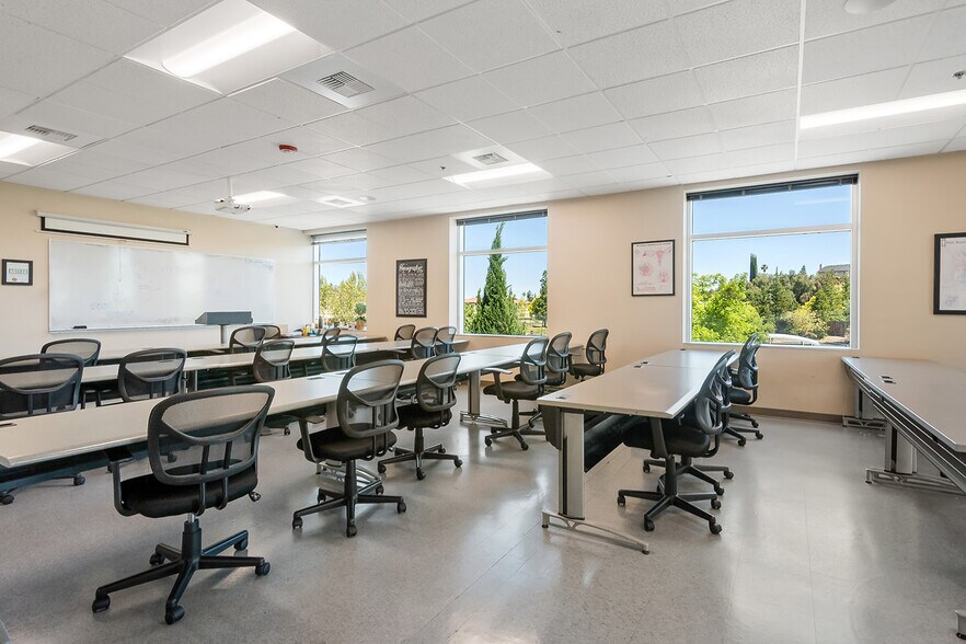 More Photos Of 4041 Lone Tree Way, Antioch Medical For Sale