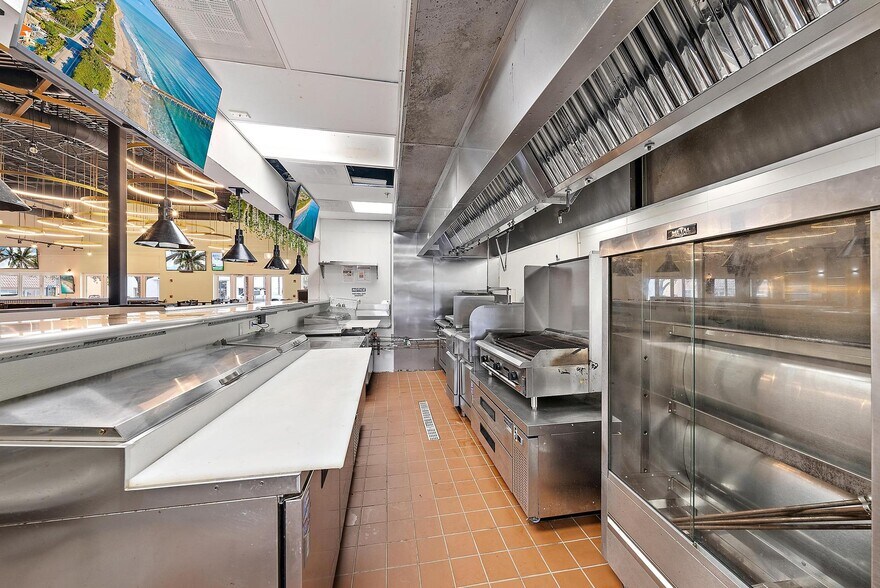 More Photos Of 604 Lake Avenue, Lake Worth Beach Restaurant For Sale