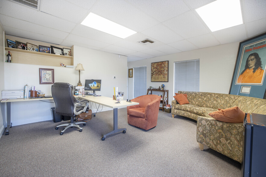 More Photos Of 7212 US Highway 19, New Port Richey Office For Sale