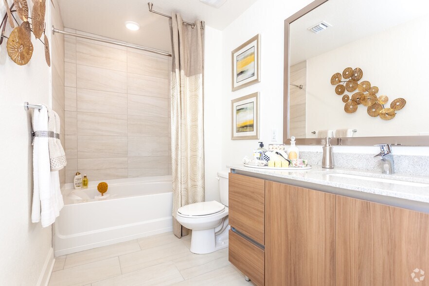 More Photos Of 20000 W Dixie Hwy, Miami Unknown For Lease