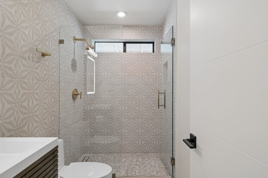 More Photos Of 5801 E Surrey Dr, Cave Creek Apartments For Sale