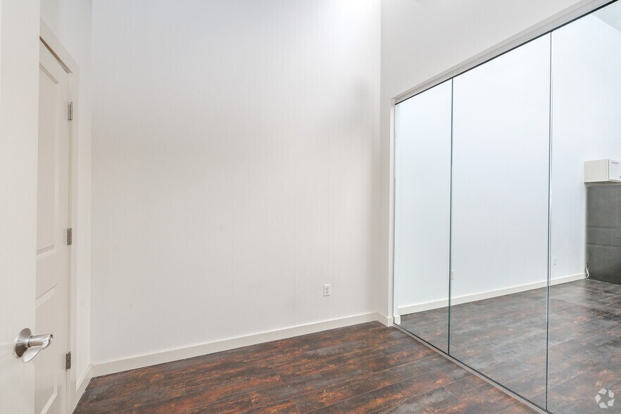 More Photos Of 220 Herald Pl, Syracuse Apartments For Sale