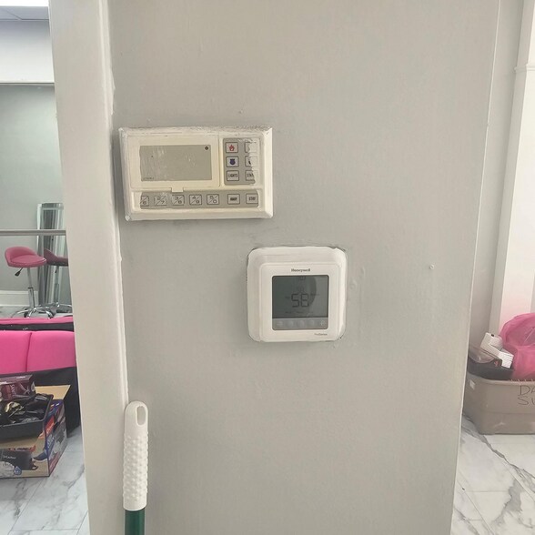 More Photos Of 6401-6405 Belair Rd, Baltimore Storefront Retail Office For Sale